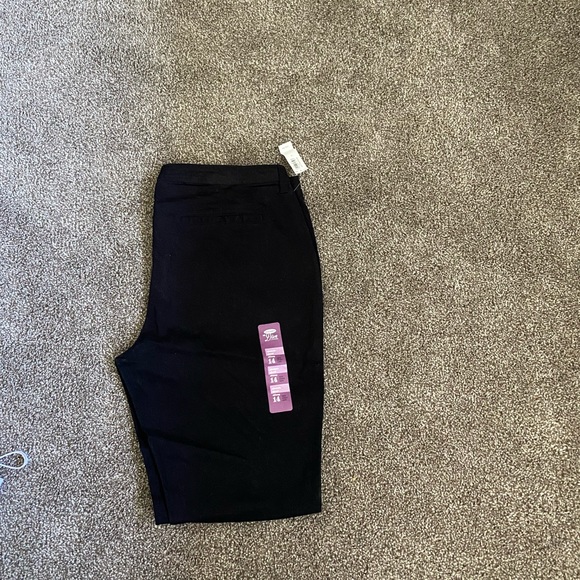 Black khakis - Picture 2 of 2